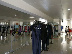 技能周服裝大賣場(chǎng)實(shí)踐 從課堂到市場(chǎng)的華麗蛻變