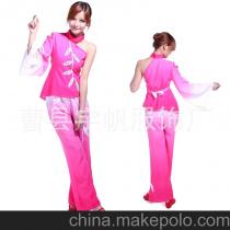 古典服裝供應(yīng)鏈與市場(chǎng)指南 從批發(fā)采購到零售經(jīng)營的策略解析